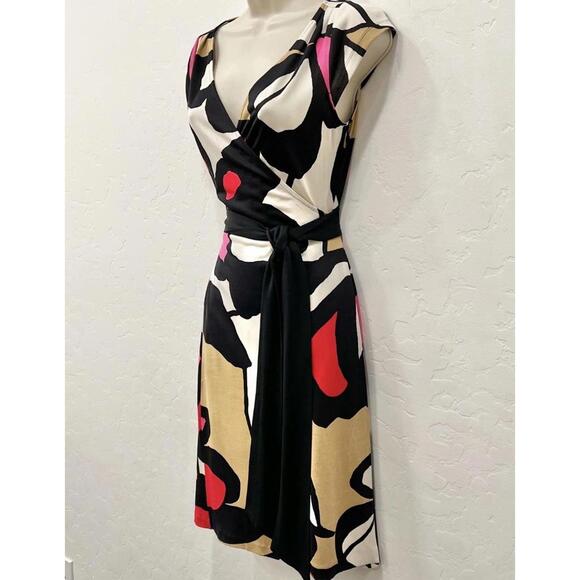 Diane von Furstenberg Wrap Dress 8 Multicolor 100% Silk Cap Sleeve Abstract - Picture 3 of 3